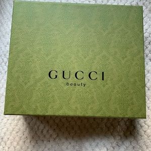 GUCCI beauty box and shopping 🛍 bag bundle ☺️